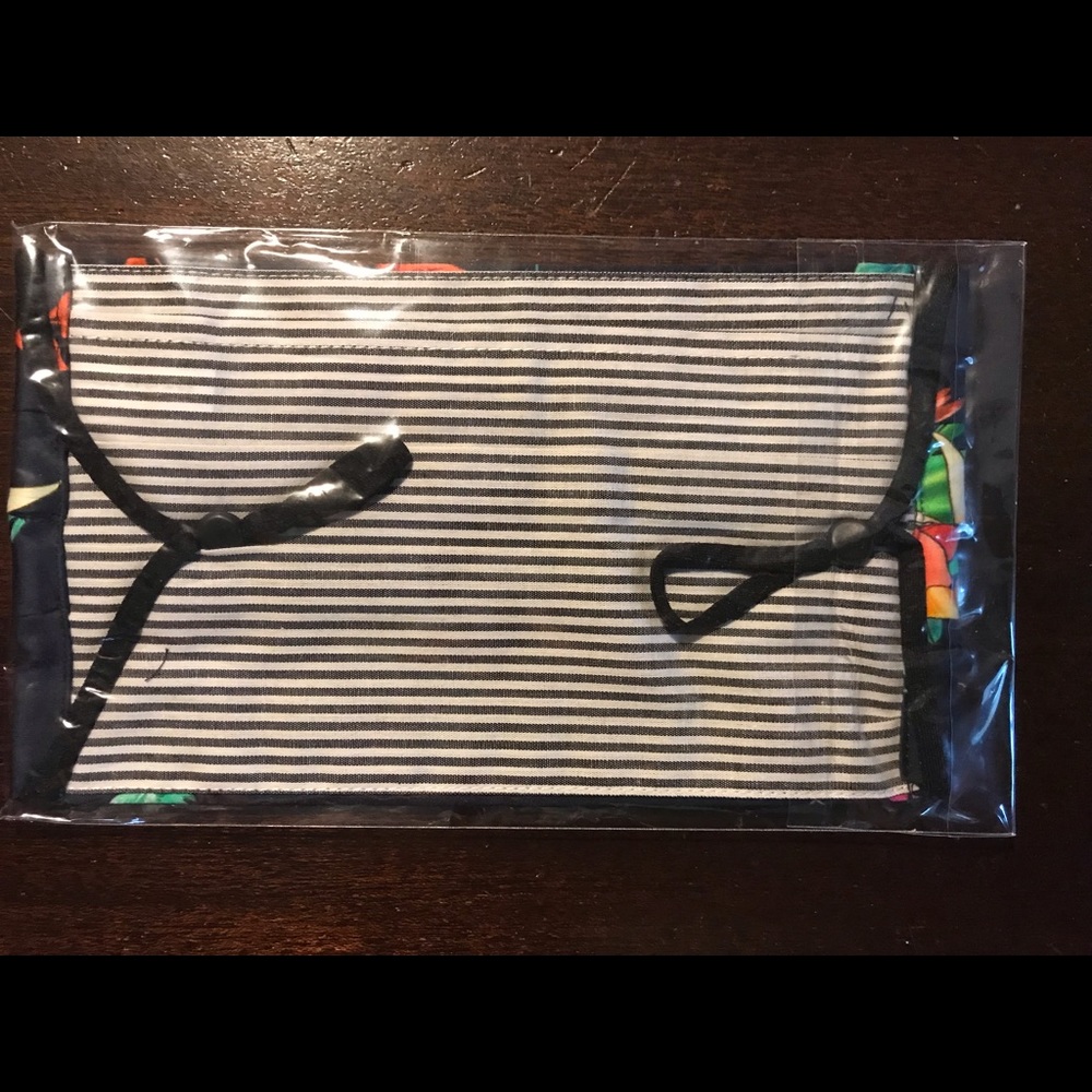 Johnny Was pleated sateen/cotton face mask. Adult size. Brand new! Never worn. - Picture 2 of 4